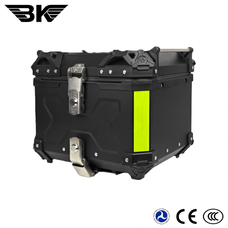 Coffre de moto en aluminium